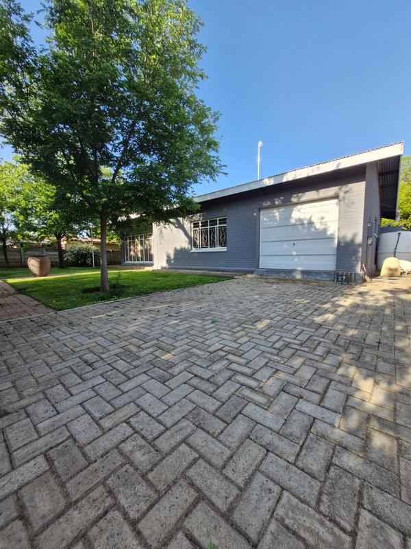 4 Bedroom Property for Sale in Vryburg North West